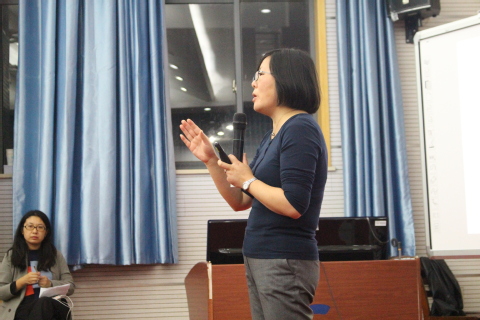 赵芳教授讲座中